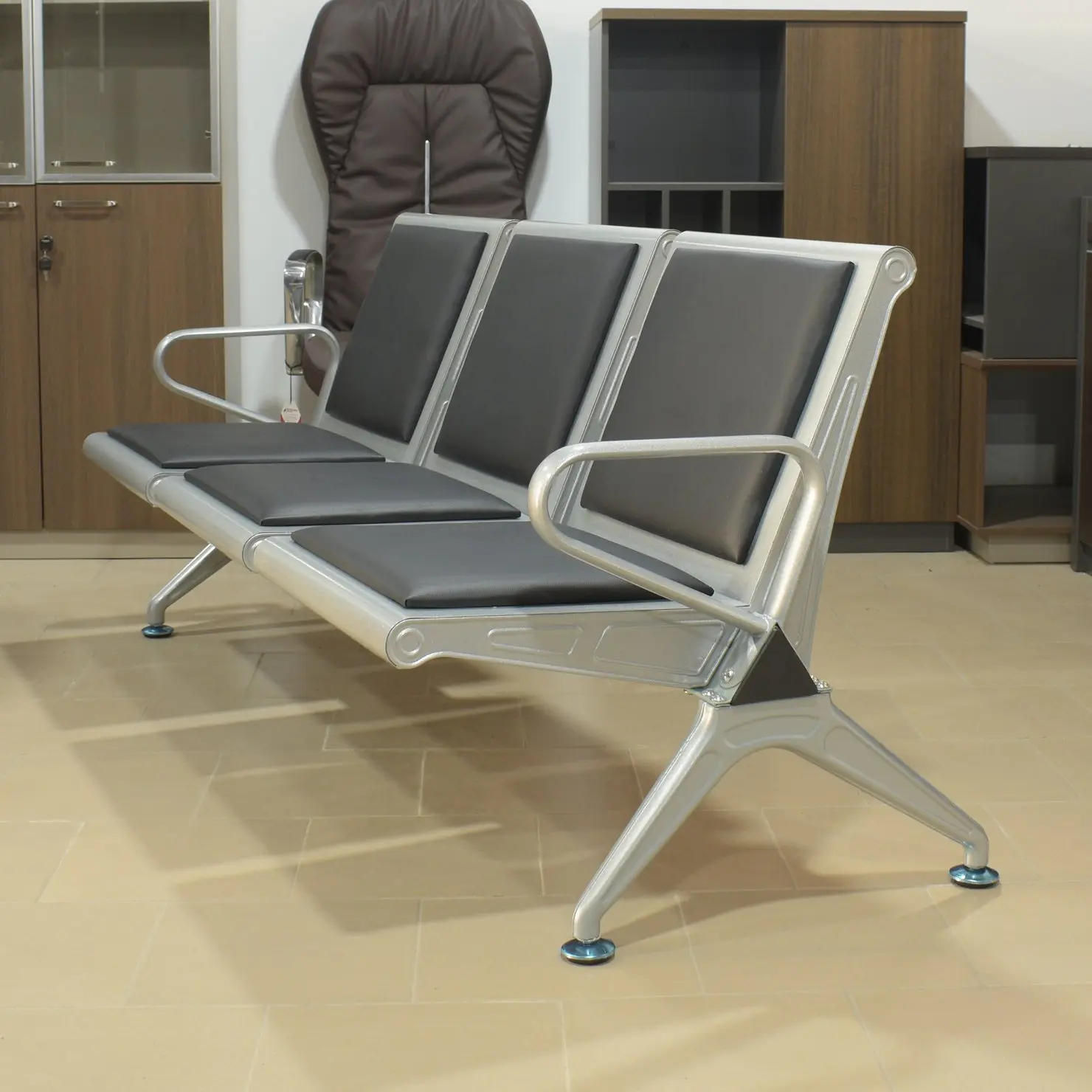 Heavy-Duty-Waiting-Bench-3.webp